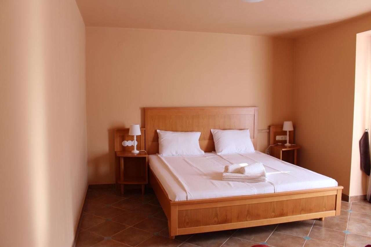ديفا Rooms Cristian المظهر الخارجي الصورة