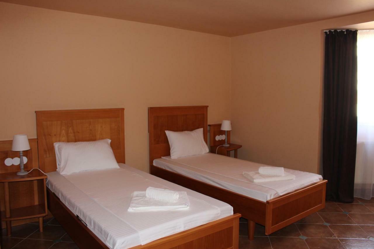ديفا Rooms Cristian المظهر الخارجي الصورة