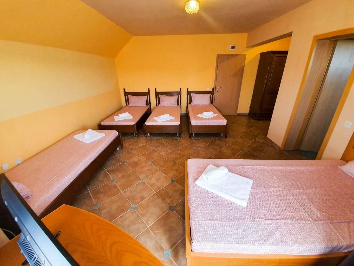 ديفا Rooms Cristian المظهر الخارجي الصورة